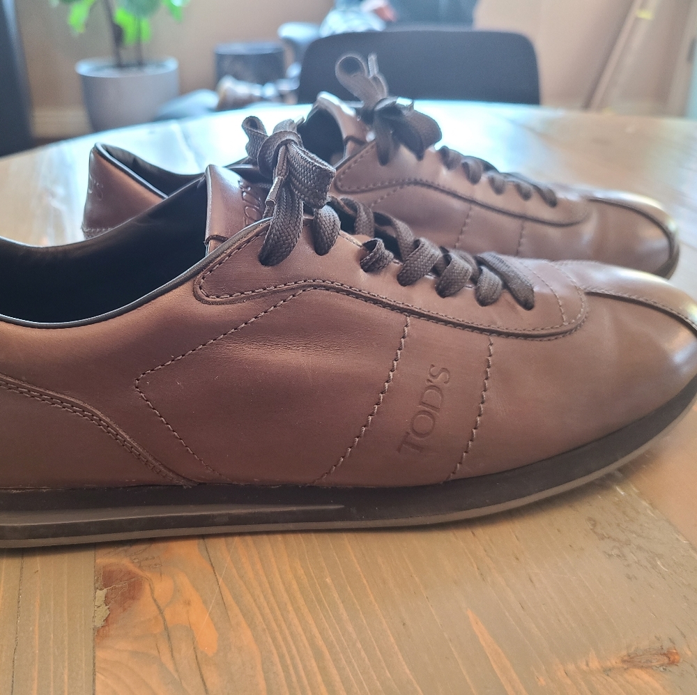 Tod's shoes